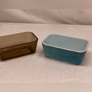 Two Vintage Pyrex Loaf Dishes No Lid Blue And Brown